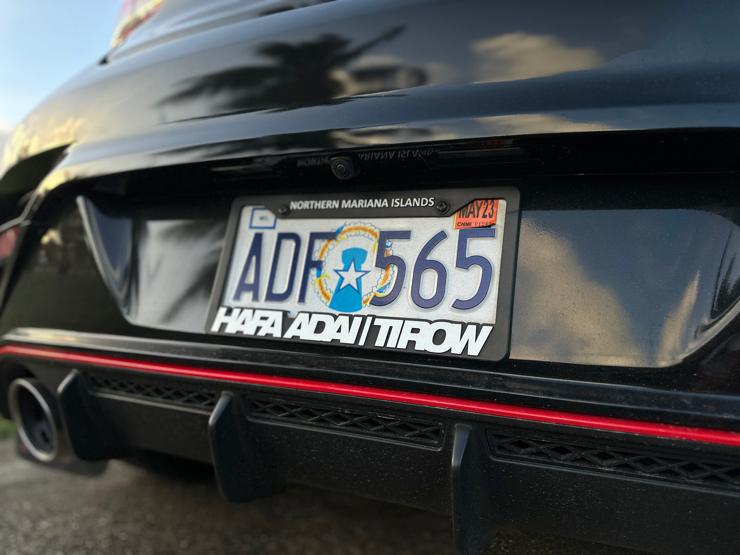 HAFA ADAI TIROW LICENSE PLATE FRAME