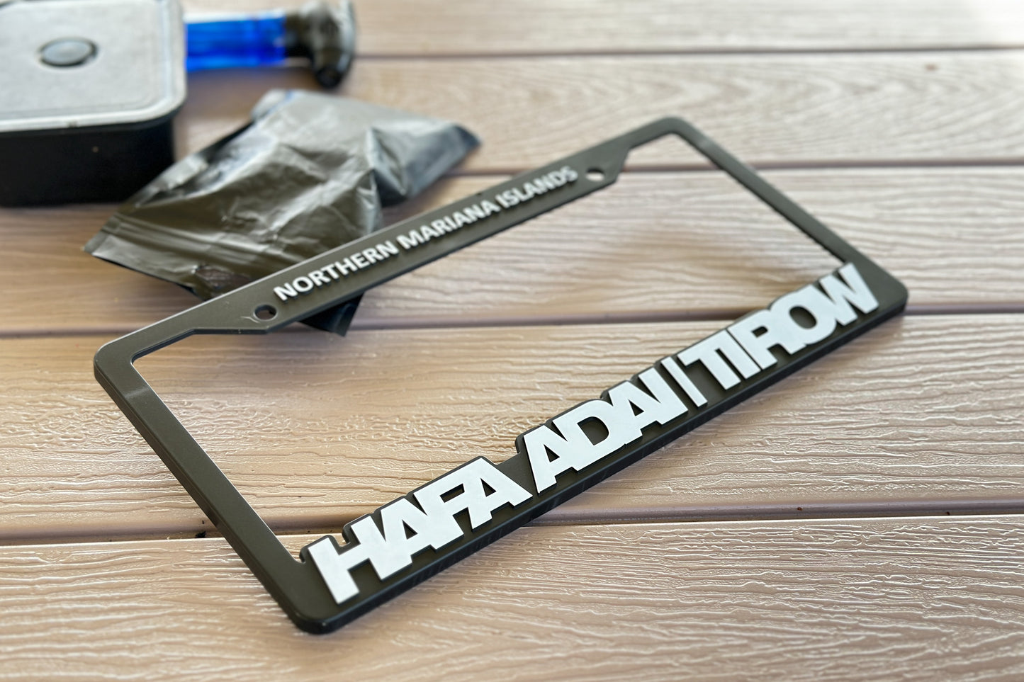 HAFA ADAI TIROW LICENSE PLATE FRAME